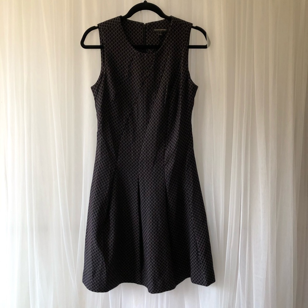 Banana Republic black and white dress size 4
